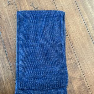 Cozy Blue Knit Scarf